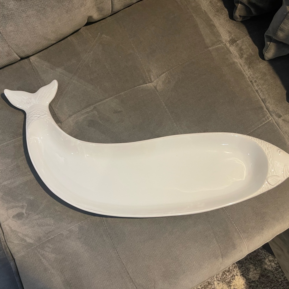 Decorative 90’s fish platter